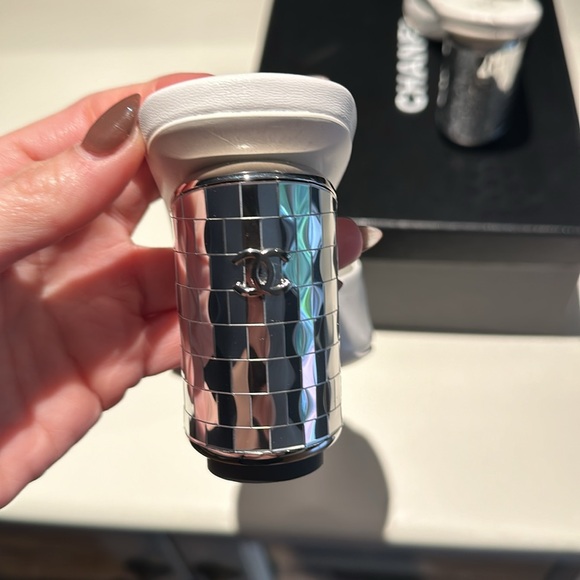 BRAND NEW NEVER WORN Chanel white leather mules with decorative heel! - Picture 7 of 11